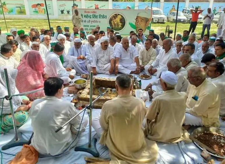 Mahendra Singh Tikait: दुनिया के बेताज बादशाह (किसान मसीहा) की  भाकियू ने मनाई पुण्यतिथि