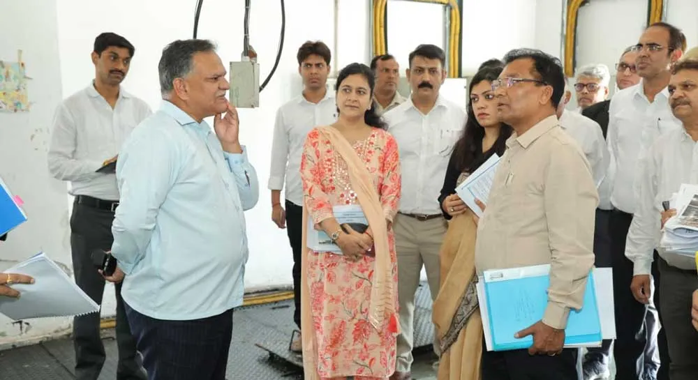 चार माह में सभी घरों की टोटियों तक पानी नहीं पहुंचा तो होगी सख्त कार्रवाई: मनोज कुमार सिंह