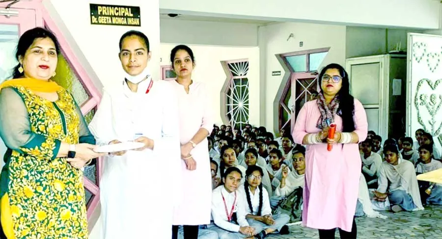 शाह सतनाम जी गर्ल्स कॉलेज में बुक रीडिंग कॉन्टेस्ट का आयोजन