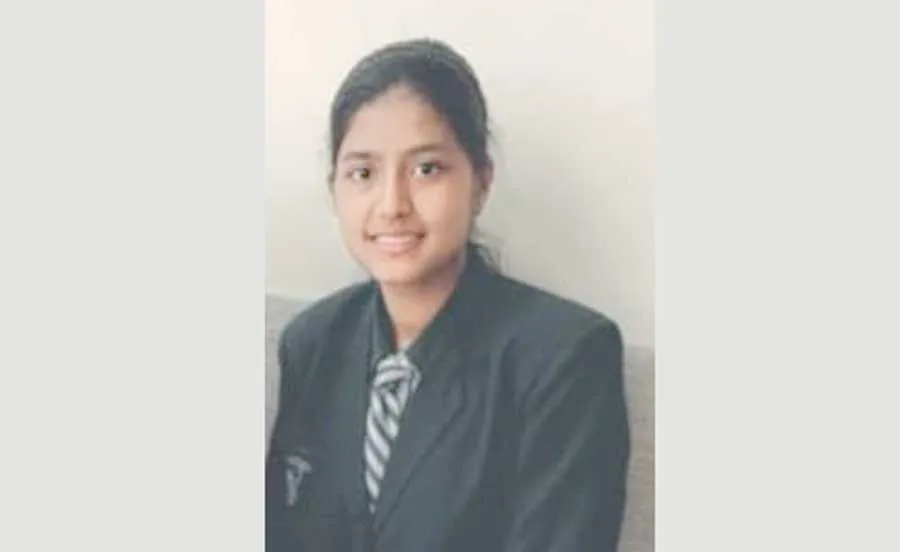 प्रिया बंसल ने 12वीं के परीक्षा परिणाम में 496 अंक हासिल कर पूरे प्रदेश में प्राप्त किया तीसरा स्थान