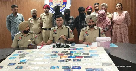 एटीएम कार्ड द्वारा ठग्गी करने वाले महिला सहित 4 दबोचे