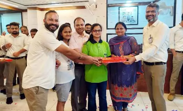 एलन कैरियर इंस्टिट्यूट की गुन गोयल ने नीट परीक्षा में पाए 700 अंक