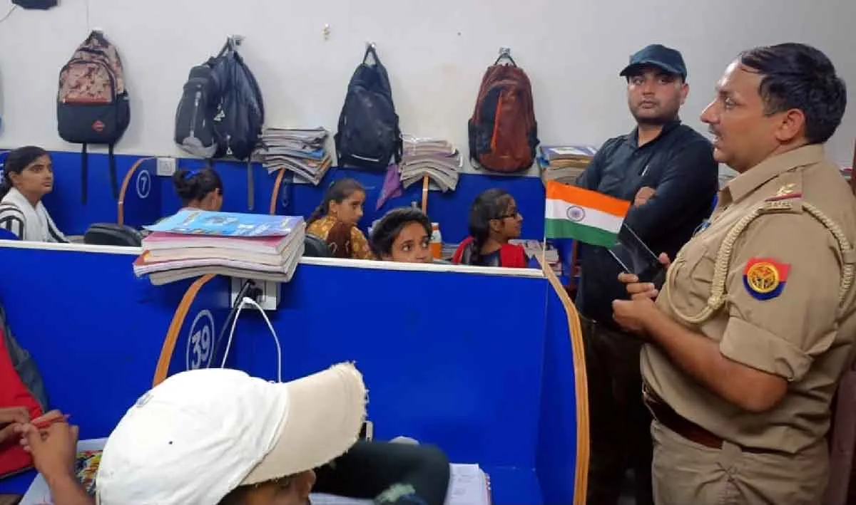 पुलिस की निगाहें कोचिंग सेंटरों पर