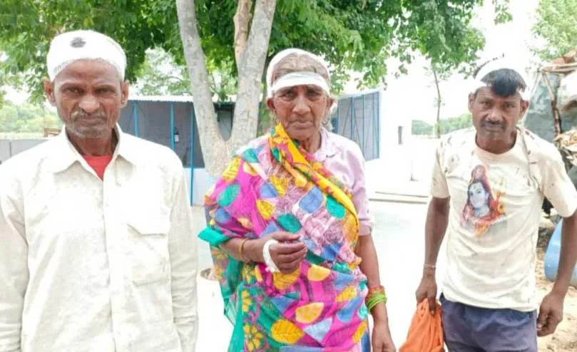 Bulandshahr: रास्ते के विवाद में ग्राम ईलना में चले दो पक्षों में जमकर लाठी डंडे