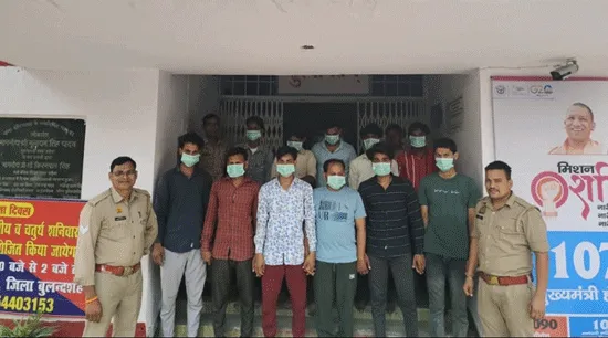 लाइब्रेरी में हुई कहासुनी के बाद वार्ता के दौरान भटृटे पर चल गई गोलियां