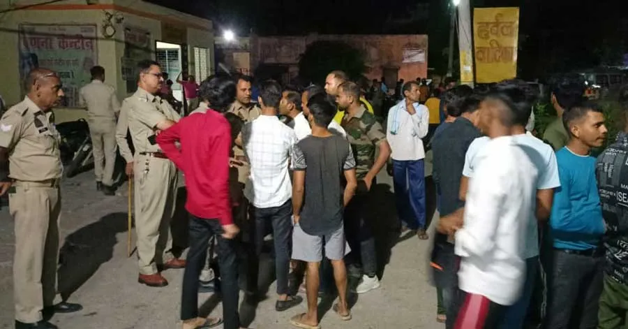 सड़क दुर्घटना में बाइक सवार एक की मौत, एक गंभीर