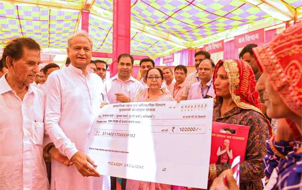 Cm Ashok Gehlot: मुख्यमंत्री गहलोत की सौगात, अब तेज रफ्तार में दौड़ेंगे दिव्यांग