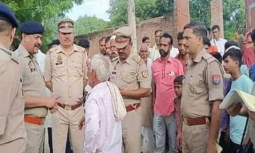 Firozabad: छत पर सो रहे युवक की गोली मारकर हत्या