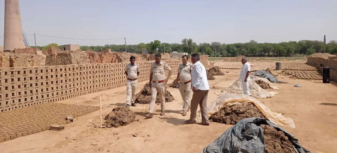 Hanumangarh: संदिग्ध हालातों में जिंदा जला युवक, गंभीर हालत में पीबीएम में भर्ती