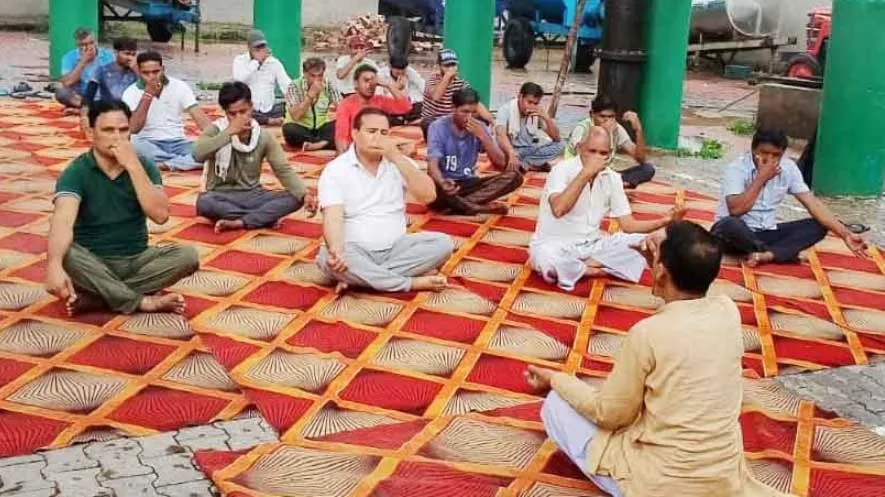 International Yoga Day: योग दिवस का आयोजन