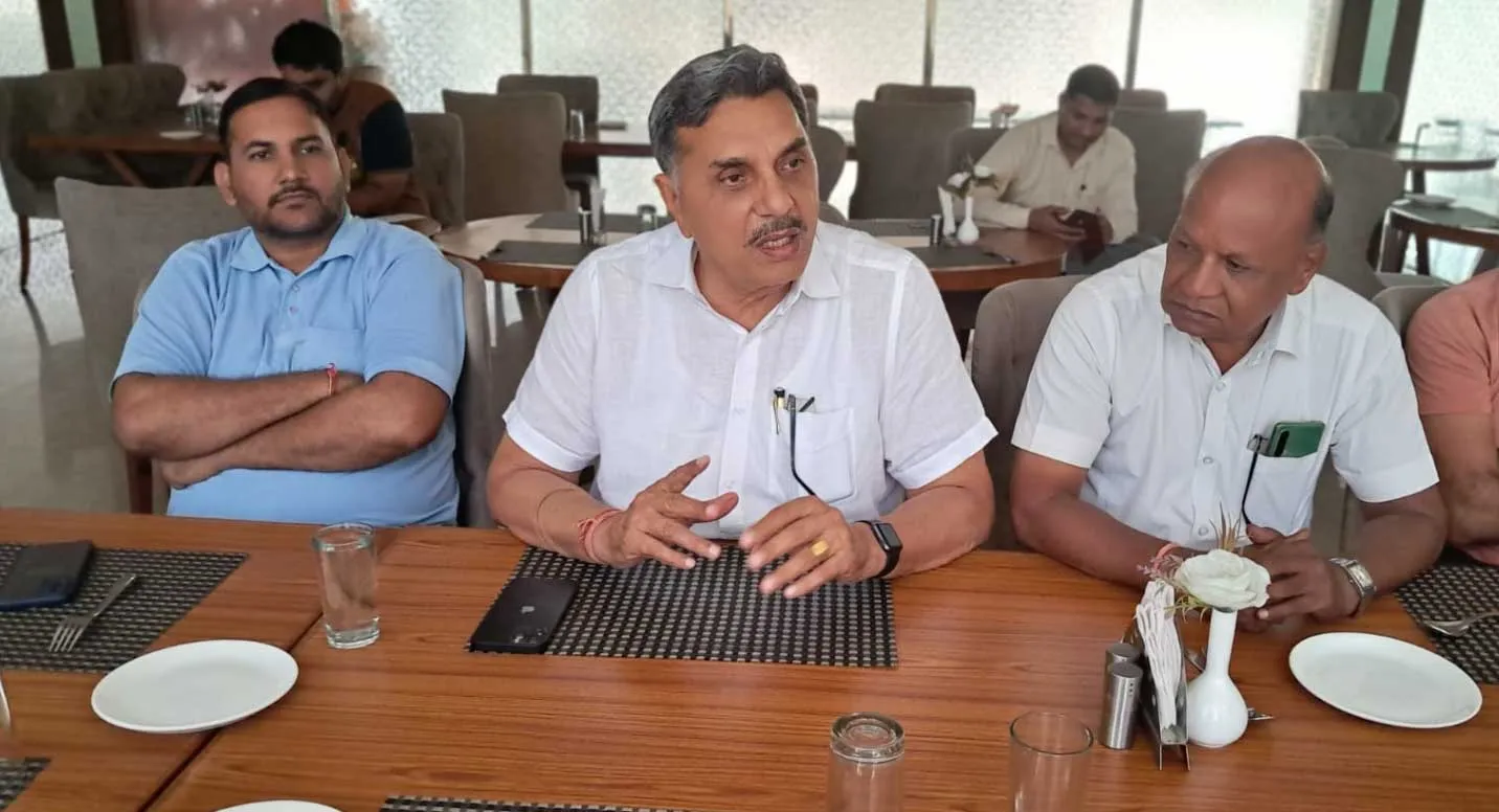पीठ में छुर्रा घोपने वाला नहीं हो सकता किसी के प्रति वफादार: राज सिंह दहिया