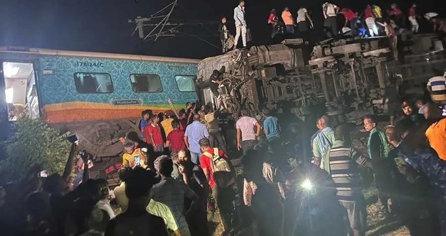 ओडिशा में बड़ा ट्रेन हादसा