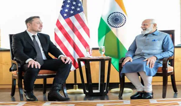 PM Modi US Visit: अमेरिका पहुंचते ही मोदी ने जो किया वो कभी नहीं हुआ!