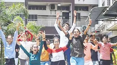 RBSE 10th Result 2023: राजस्थान बोर्ड के 10वीं के नतीजे जारी, लड़कियों का प्रदर्शन रहा बेहतर