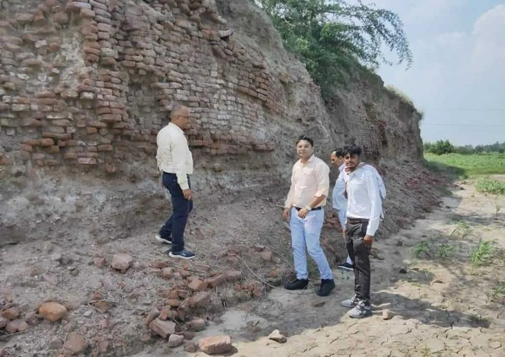 भारतीय संस्कृति व विरासत के रूप में उभरा उकलाना का गावं मुगलपुरा 