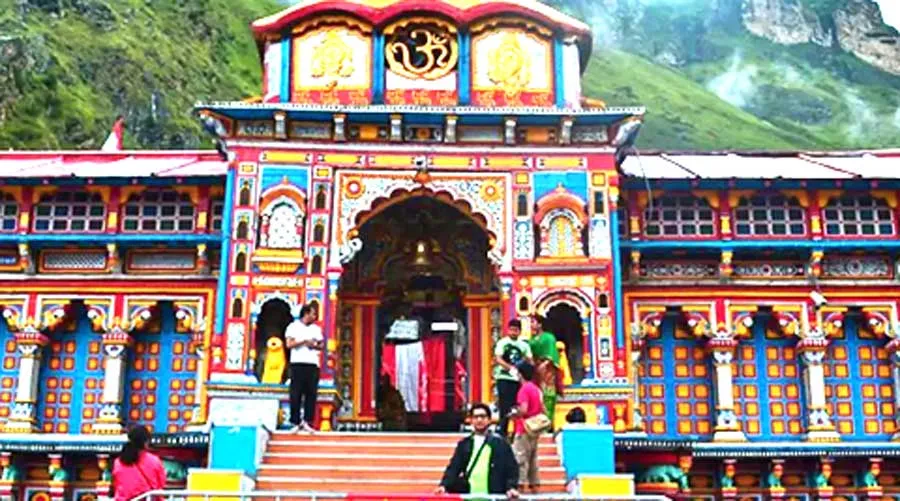 बद्रीनाथ धाम में स्वच्छता के लिए आगे आए आईटीबीपी के जवान