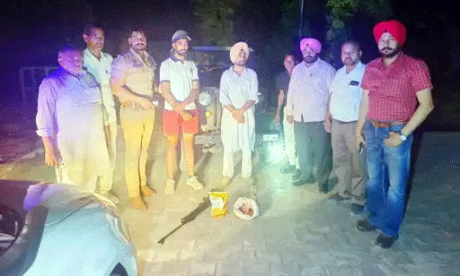 अबोहर में शिकार करते हुए पिता और पुत्र गिरफ्तार