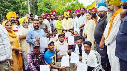 कैबिनेट मंत्री ईटीओ ने 49 सफाई कर्मचारियों को सौंपे नियुक्ति पत्र