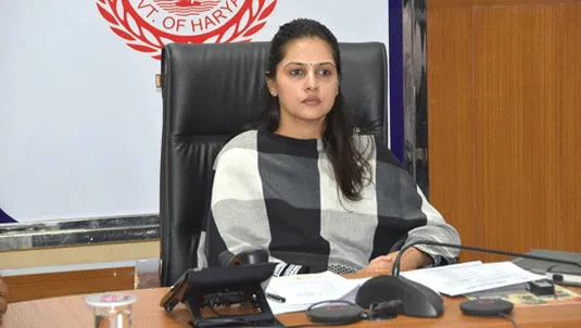 पानी का बहाव तेज, आम जनमानस नदी-नहरों से रखें दूरी: एडीसी