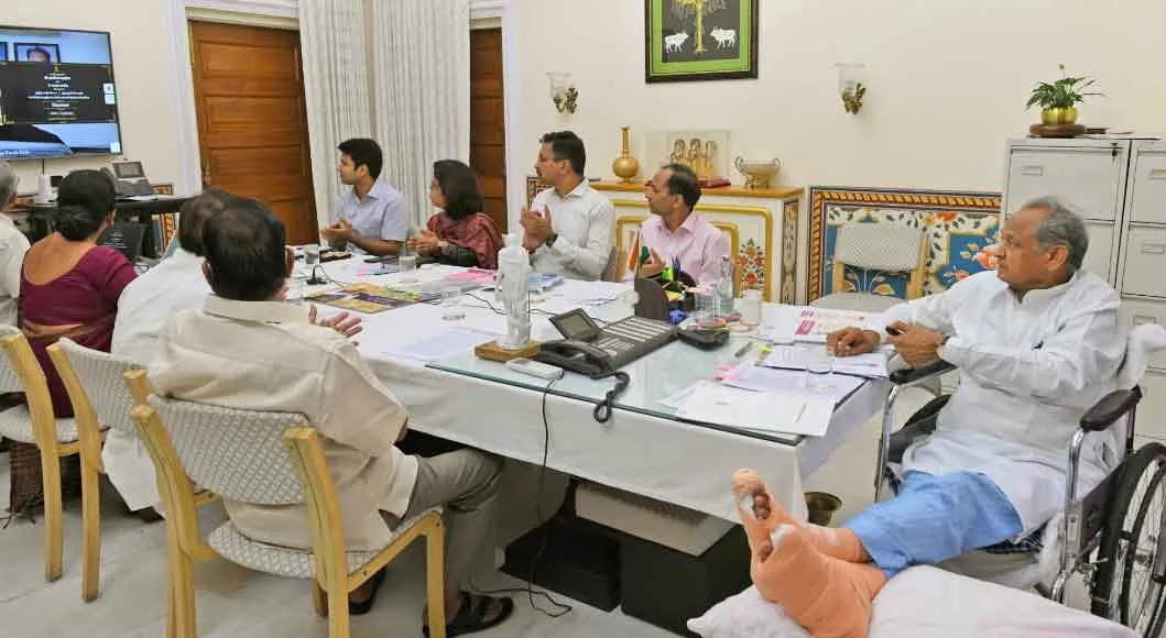 प्रदेश की प्रगति में मजबूत सड़क तंत्र का योगदान महत्वपूर्ण : मुख्यमंत्री