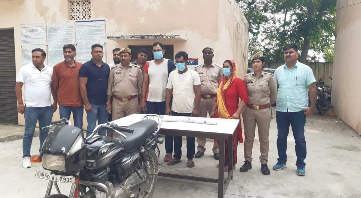 चचेरी बहन ने की थी लेखपाल की हत्या