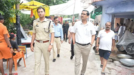 डीएम व एसएसपी ने कांवड़ियों के लिए की गई व्यवस्था का लिया जायजा