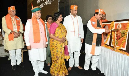 मुफ्त योजनाओं के नाम पर जनता गुमराह ना हो, ये सभी योजनाएं जनता पर बोझ बनने वाली हैंः- प्रहलाद जोशी