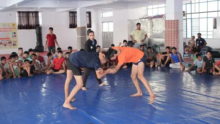 जिला सब जूनियर ग्रेपलिंग कुश्ती प्रतियोगिता प्रताप स्कूल में संपन्न