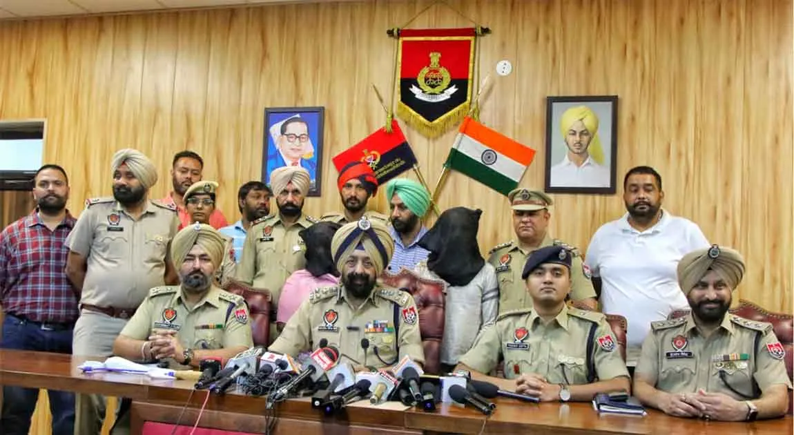 खुद की पहचान मिटाने के लिए बेरहमी से किया हमशक्ल का कत्ल