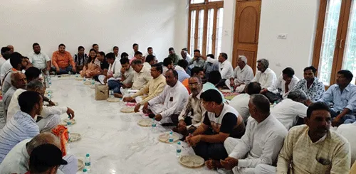 भाजपा की टिफिन बैठक सहभोज कार्यक्रम का आयोजन