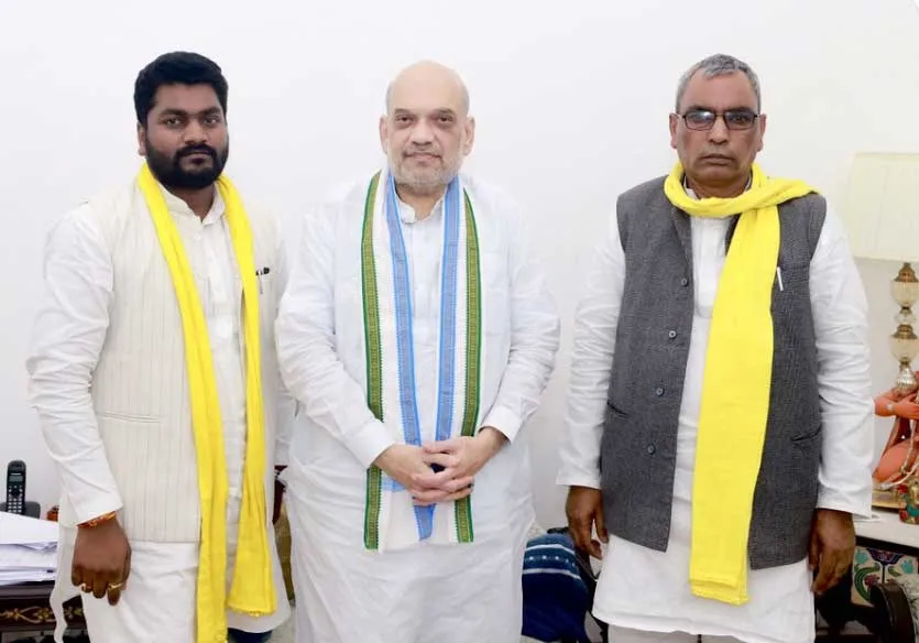 OP Rajbhar Joins NDA: 2024 लोकसभा चुनाव से पहले विपक्ष को लगा बड़ा झटका