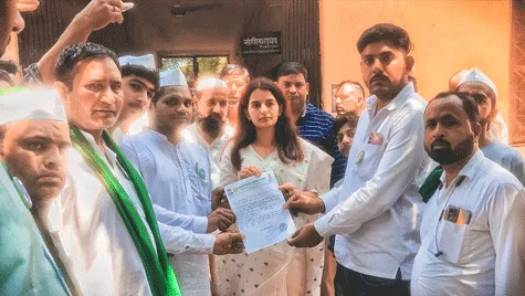 भाकियू तोमर ने चार सूत्रीय ज्ञापन एसडीएम को सौंपा