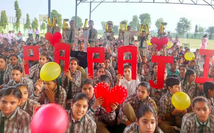 Shri Gurusar Modia: कुछ इस अंदाज में किया अपने MSG गुरू का वैल्कम