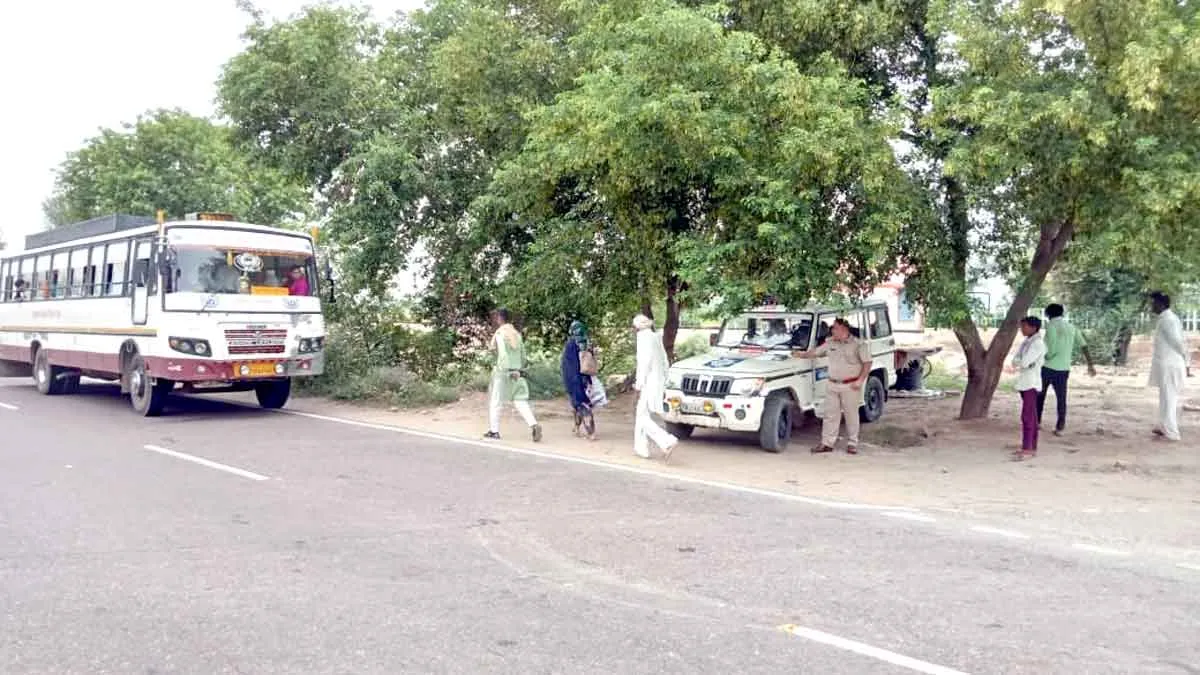 परिवहन विभाग ने बस संचालकों को किया पाबंद