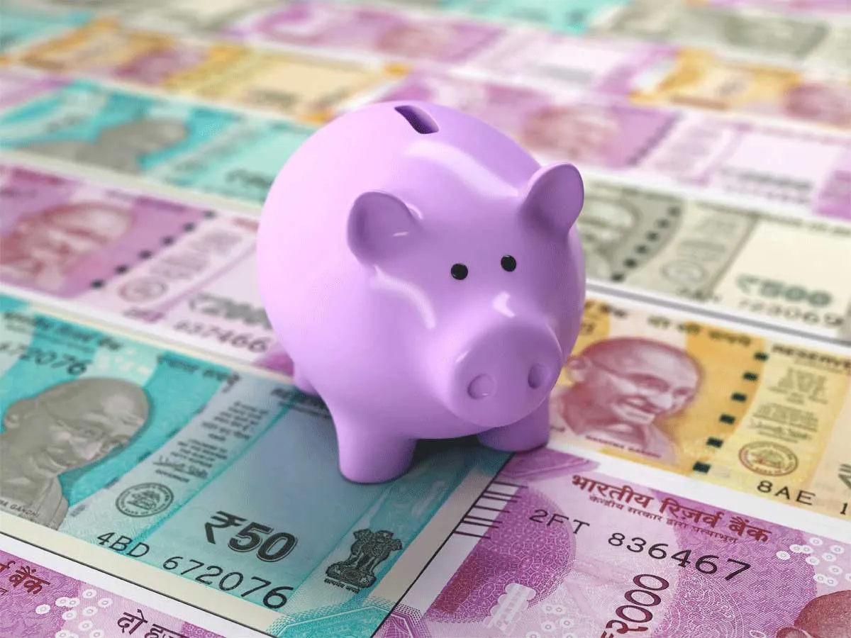 Bank FD Rates: ये बैंक दे रहे एफडी पर 9-9 फीसदी ब्याज, ये ग्राहक ले रहे हैं फायदा