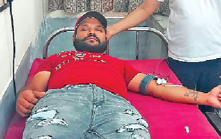 Blood Donation: डेरा श्रद्धालु ने जरूरतमंद मरीज के लिए किया रक्तदान
