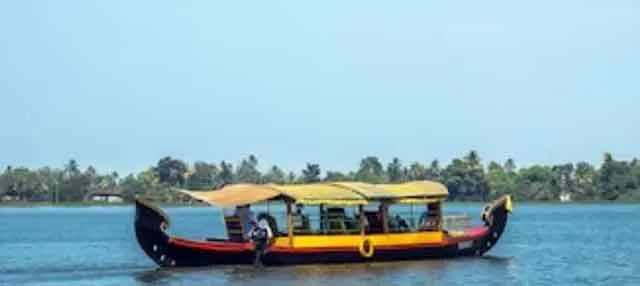 खराब मौसम बना काल, समुद्र में नाव डूबने से एक मछुआरे की मौत, 6 लापता