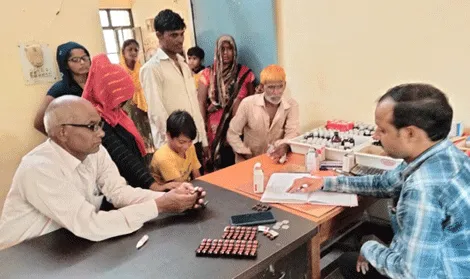 पीएचसी पर आई फ्लू के मरीजों की संख्या में दिन प्रतिदिन हो रहा इजाफा