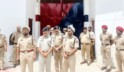‘ऑपरेशन सतर्क’: 25 जेलों में सांझे तौर पर चलाया तलाशी अभियान, 21 मोबाइल बरामद