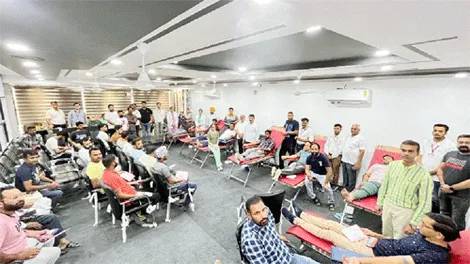 शिविर में हुआ 180 यूनिट्स रक्तदान