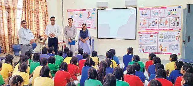 बच्चों को गुड टच-बैड टच के बारे में किया गया जागरूक