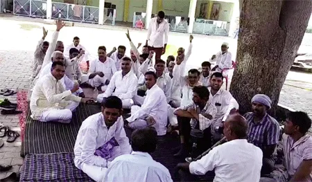Hanumangarh News: बेमियादी धरने पर डटे रहे काश्तकार