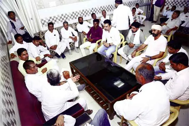 पंस सदस्यों की मांग, मिलें प्रशासनिक अधिकार
