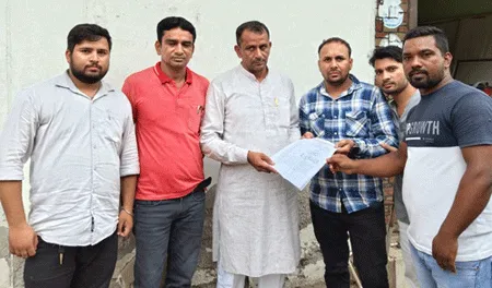 हारट्रोन आईटी प्रोफेशनल वेलफेयर एसोसिएशन ने सेवाएं नियमितिकरण को लेकर सौंपा ज्ञापन