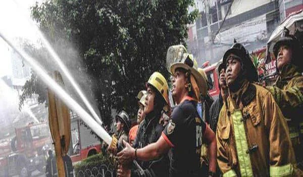 Manila: घर में आग लगने से 15 लोगों की मौत