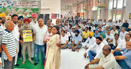 साध-संगत ने शरीरदानी रविन्द्र नाथ गुप्ता को दी श्रद्धांजलि
