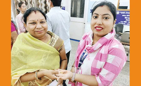 Honesty: सोने के गहनों की कीमत थी विशाल, वापिस लौटा दी ईमानदारी की मिसाल