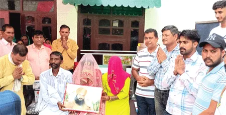 बेटियों की शादी में डेरा प्रेमियों ने बढ़ाया मदद का हाथ