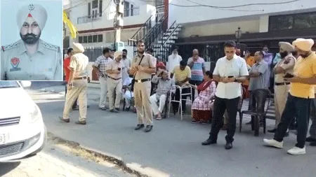 पुलिस इंस्पेक्टर की गोली लगने से मौत, कार में मिला शव