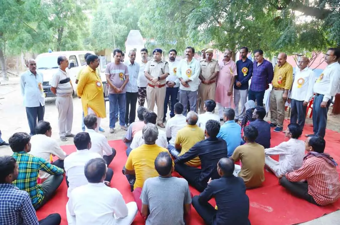 खुली जेल के लिए जिला जेल से 21 कैदी रवाना